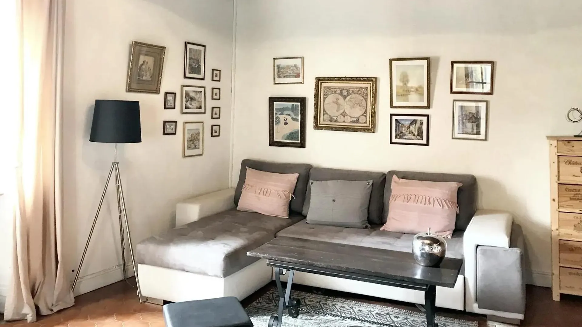 Holiday home Maison Familiale Avec Piscine Partagee A Saint-Andre-De-Cruzieres