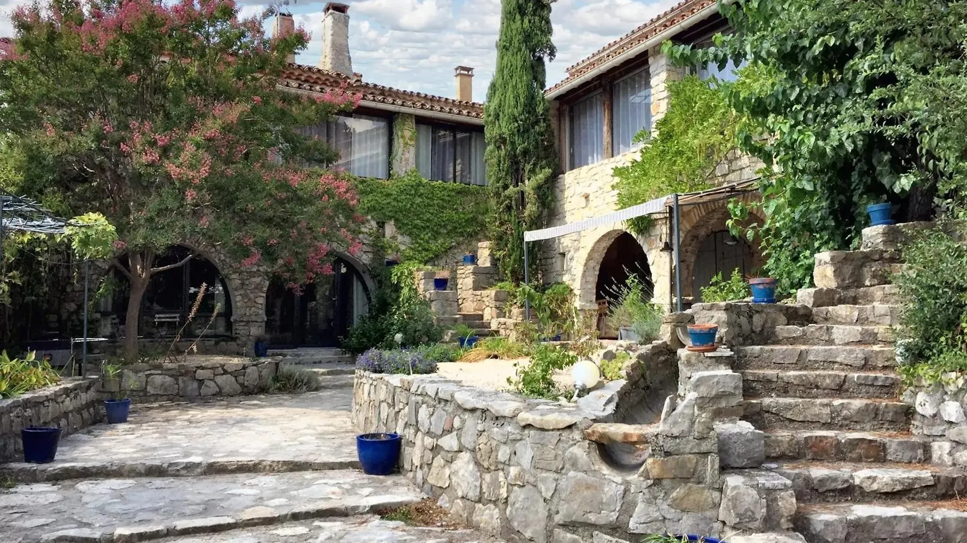 Maison Familiale Avec Piscine Partagee A Saint-Andre-De-Cruzieres